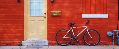6 clevere Möglichkeiten, Ihr Fahrrad zu Hause oder am Arbeitsplatz zu verstauen