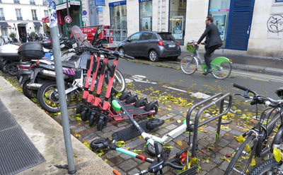 E-Scooter, Fahrräder und urbane Mobilität: Lehren aus den Straßen von Paris