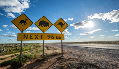 Sehen Sie, warum dieser Radfahrer 2800 km quer durch Australien fährt