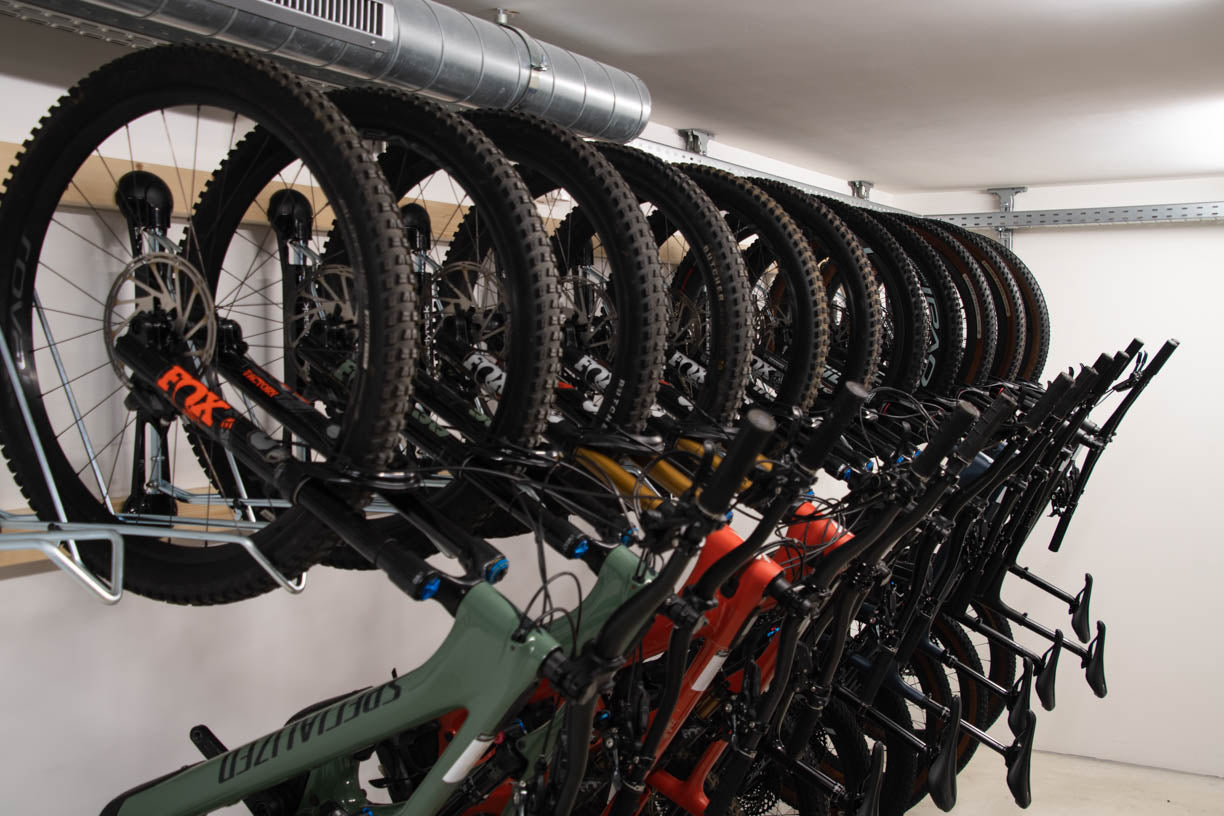 Mountainbike-Ständer  Vertikale Wandhalterung für MTB-Aufbewahrung -  Steadyrack EU